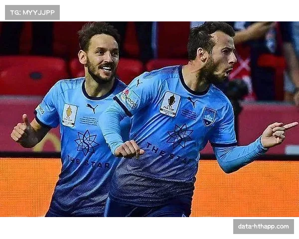 通讯:业余联赛“战术模仿秀”兴起,草根球队纷纷效仿勒沃库森三中卫体系 通讯:业余联赛“战术模仿秀”兴起,草根球队纷纷效仿勒沃库森三中卫体系